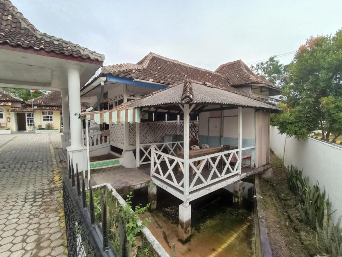 Hotel Redante 1 Baturaja  Exterior photo